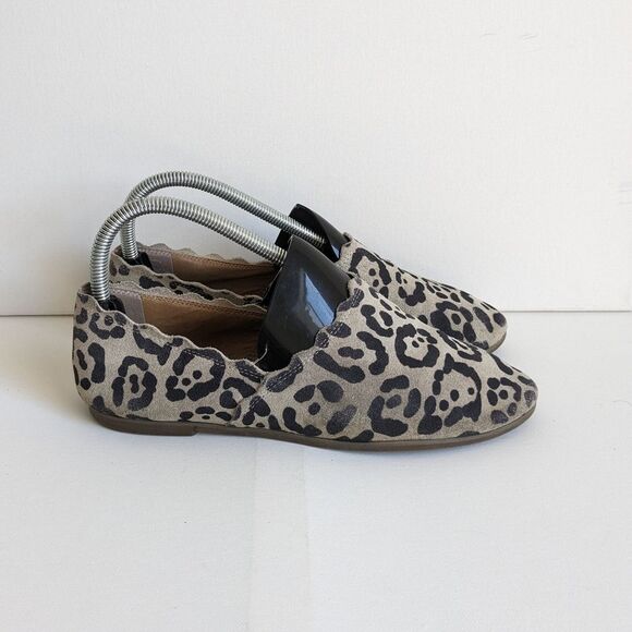 Lucky Brand Cloeey Leopard Leather Slip On Scalloped Flats Women's Size 7 - Picture 1 of 7